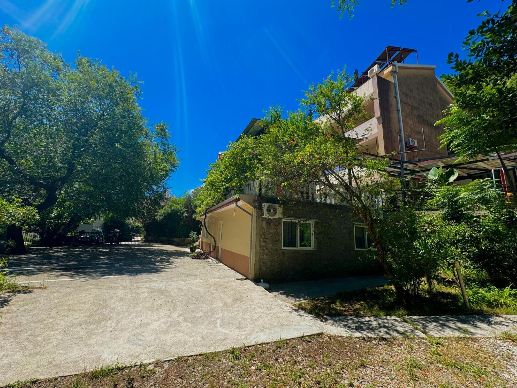 For-A Apartmani Bečići Eksteriør bilde